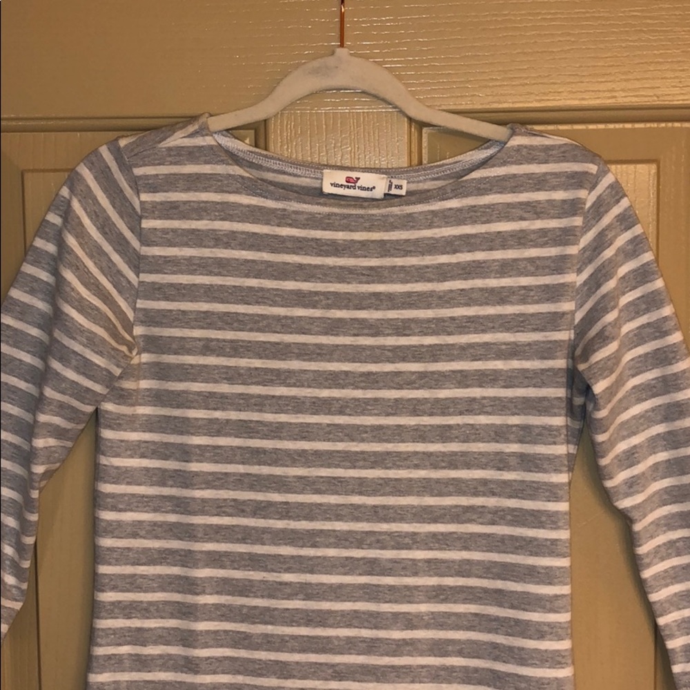 Vineyard Vines Grey & White Striped Dress 🐳